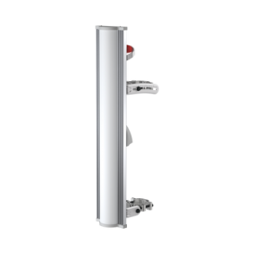 Antena sectorial de 100 grados, 20 dBi, 5150-5850 MHz , desempeño Carrier Class, integra BackShield para evitar lóbulos laterales