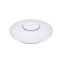 Access Point UniFi 802.11ac Wave 2,  MU-MIMO4X4 con antena Beamforming, hasta 1.7 Gbps, para interior PoE 802.3af, soporta 200 clientes, incluye PoE